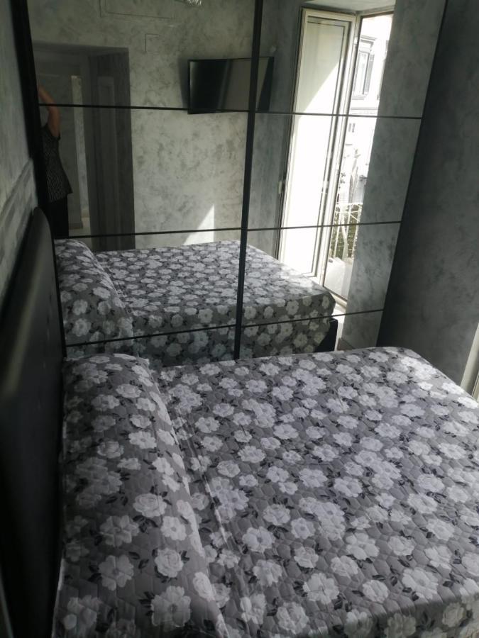 Apartment Posillipo 9 *